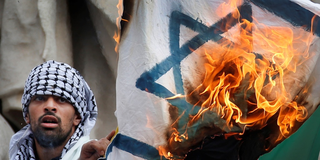 學者：反以色列與反猶太人相同